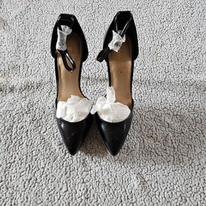Shoe Dazzle Classic Black Heels